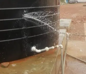 squirting water from leaking Polytank
