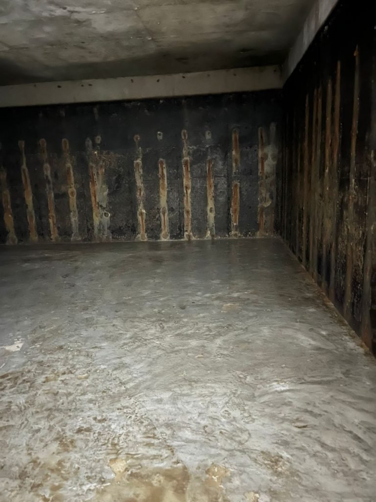 Clean concrete water tank